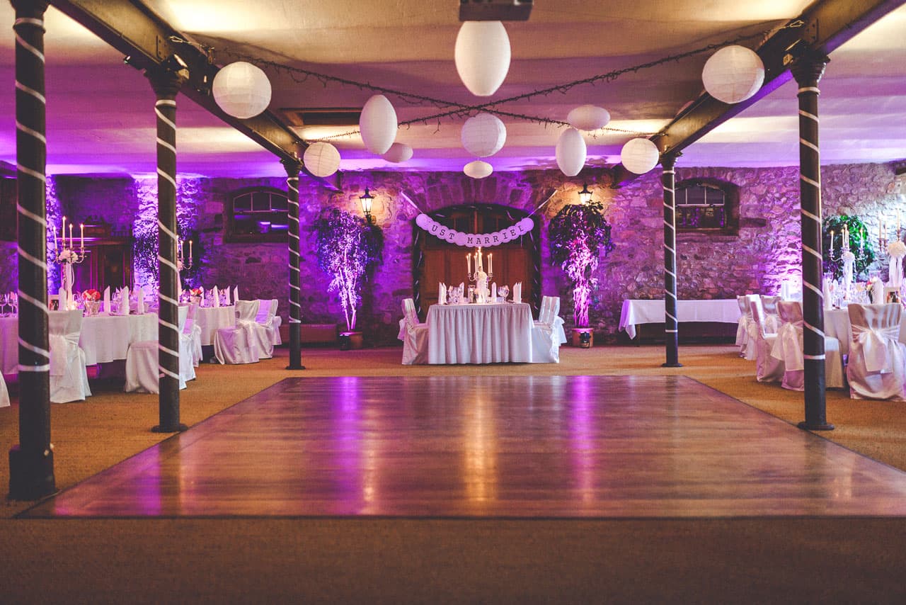 Hochzeit im Burghof Brombachtal – Eventlocation Odenwald
