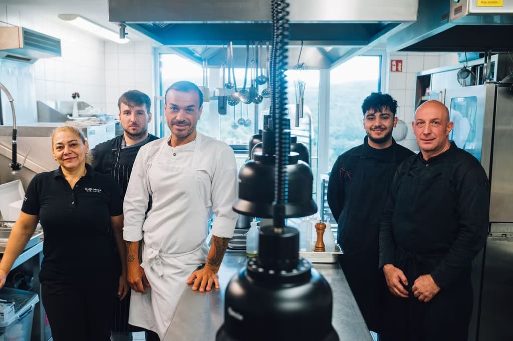Küchenteam Burghof unter Küchenchef Filip Mitevski